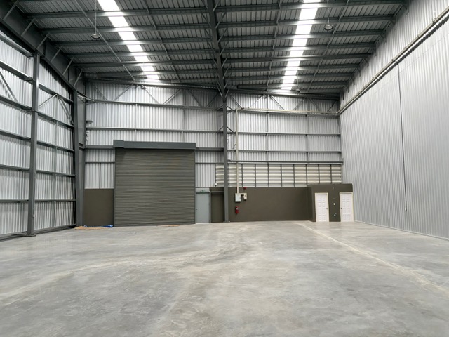 โกดังให้เช่า บางบัวทอง