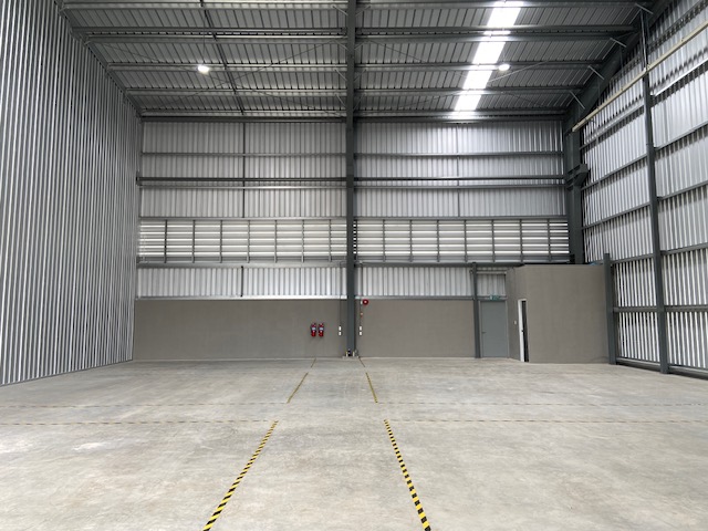 โกดังให้เช่า/คลังสินค้าให้เช่า นนทบุรี บางบัวทอง